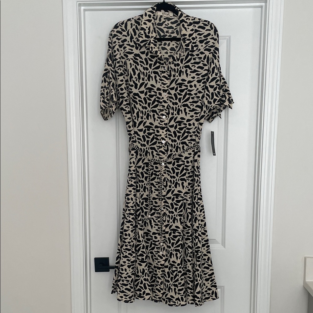 Elegant Black and Cream Midi Dress